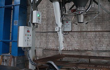 Комплекс по приему и фасовке минеральных удобрений из вагона